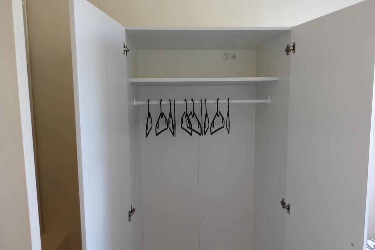Females Only - Private Bedrooms In Dublin Lucan Zewnętrze zdjęcie